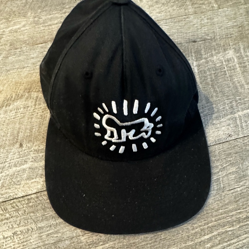 OBEY KEITH HARING SNAP BACK COLLAB